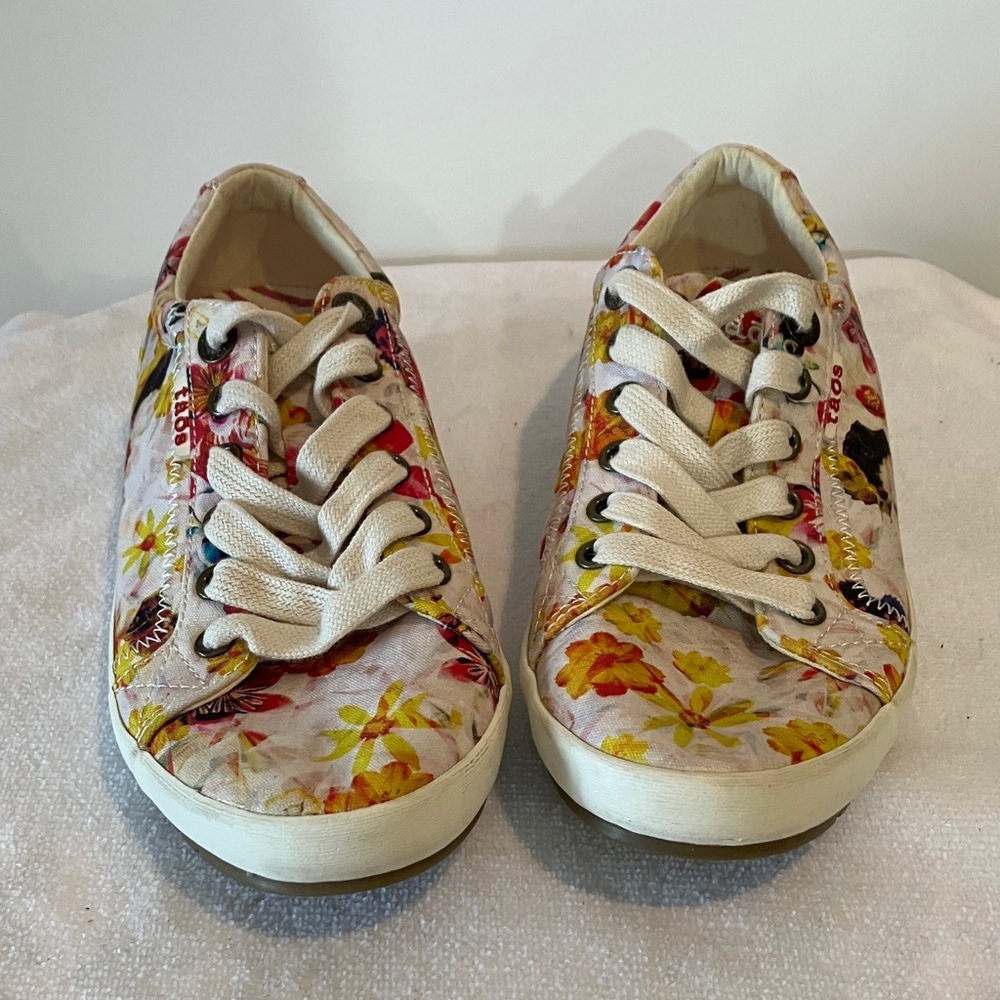 Taos Women’s Star Yellow Floral Sz 7 Canvas Lace-up Sneakers